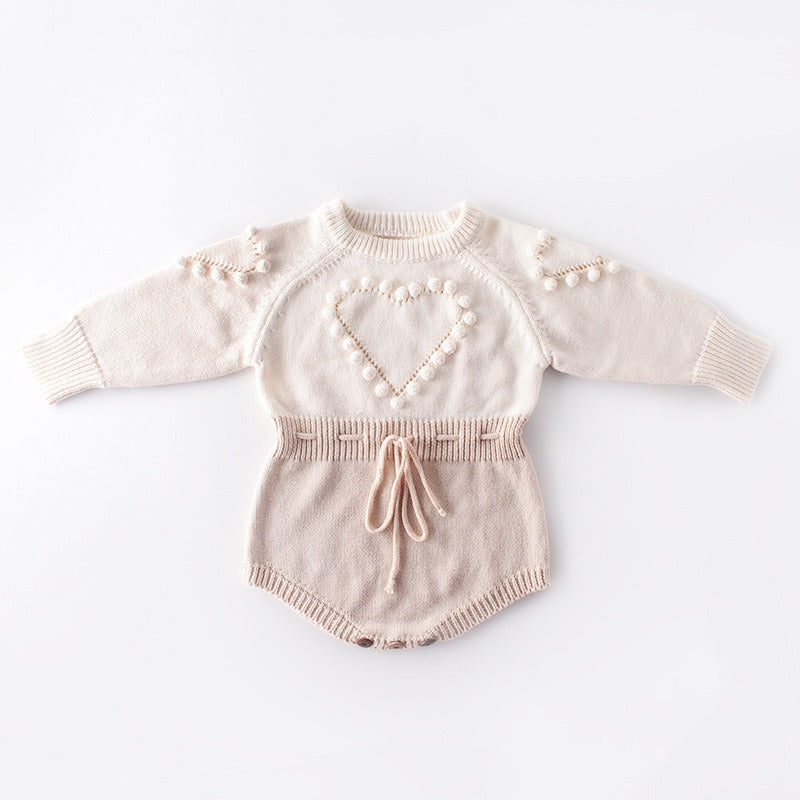 Baby handmade love sweater, knitted sweater, long sleeved jumpsuit, bag, buttocks, sweatshirt, crawling suit